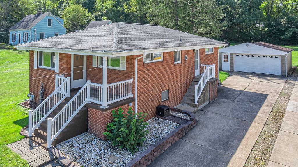 606 Golf Course Rd — photo