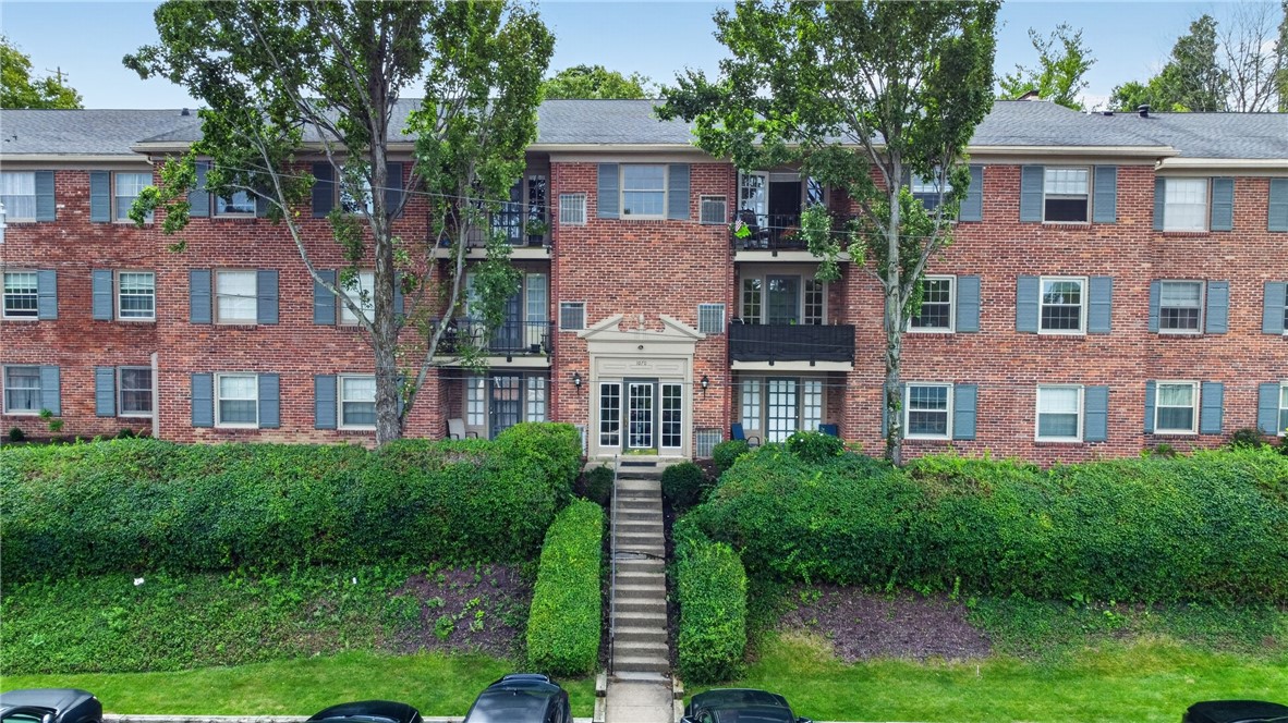 1070 Chatham Park Dr C — photo