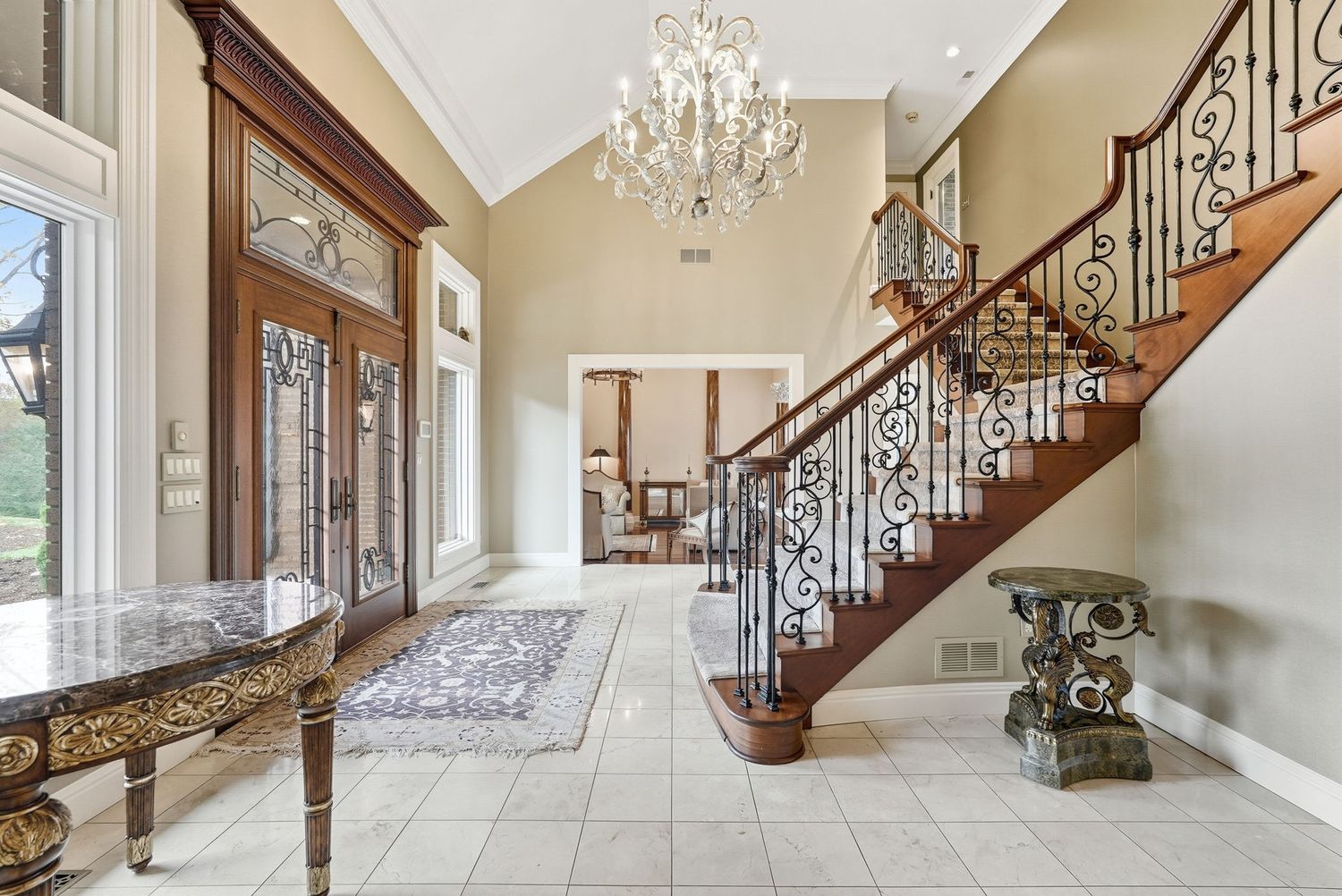 114 Bella Vista Court — photo