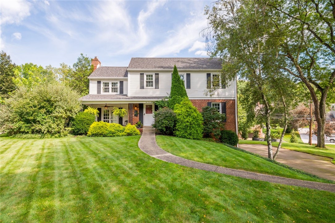 114 Surrey Lane — photo