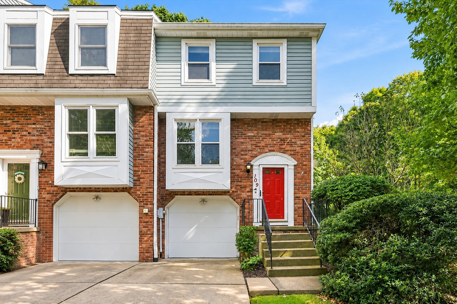 109 Spruce Court — photo