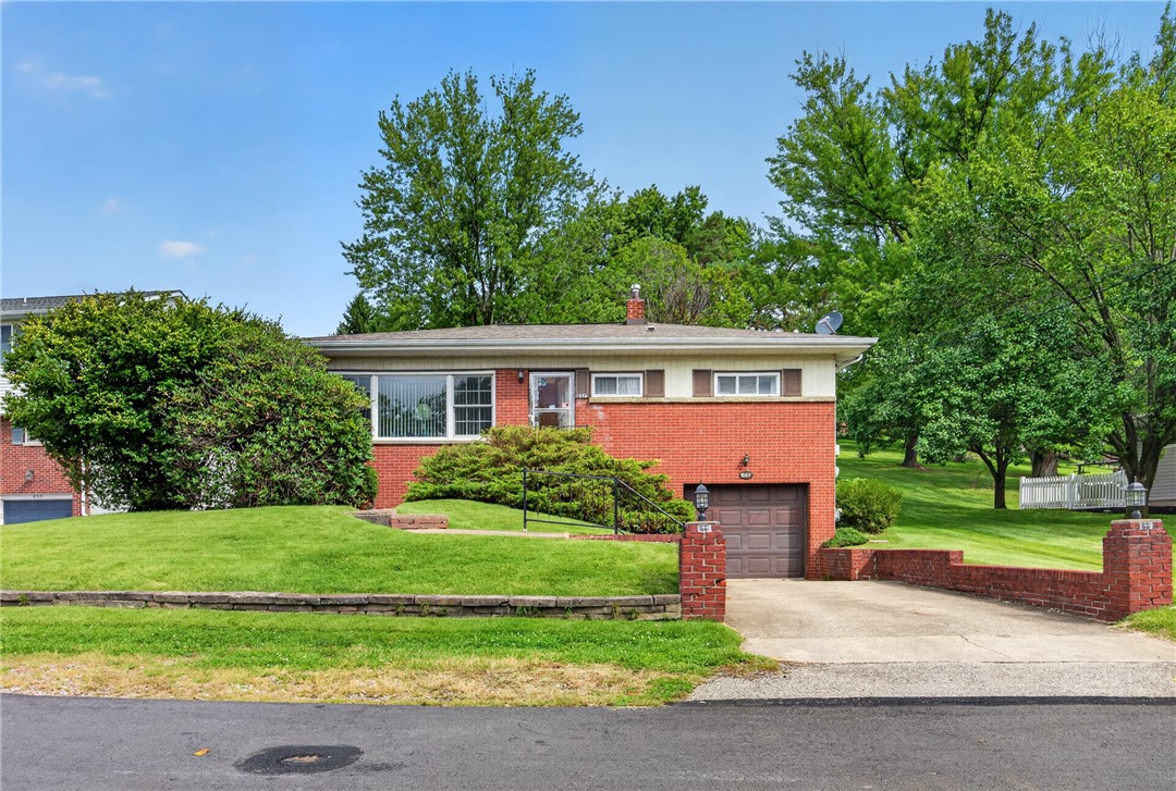 857 Pleasant Hills Dr — photo