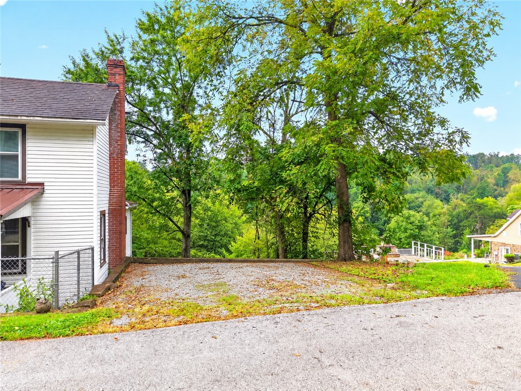 223 Lenkey Road, Vanderbilt, PA 15486 — photo 3
