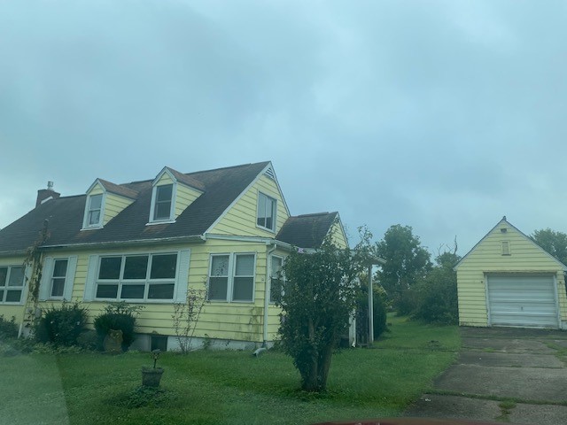 265 Carnation Ct. E — photo
