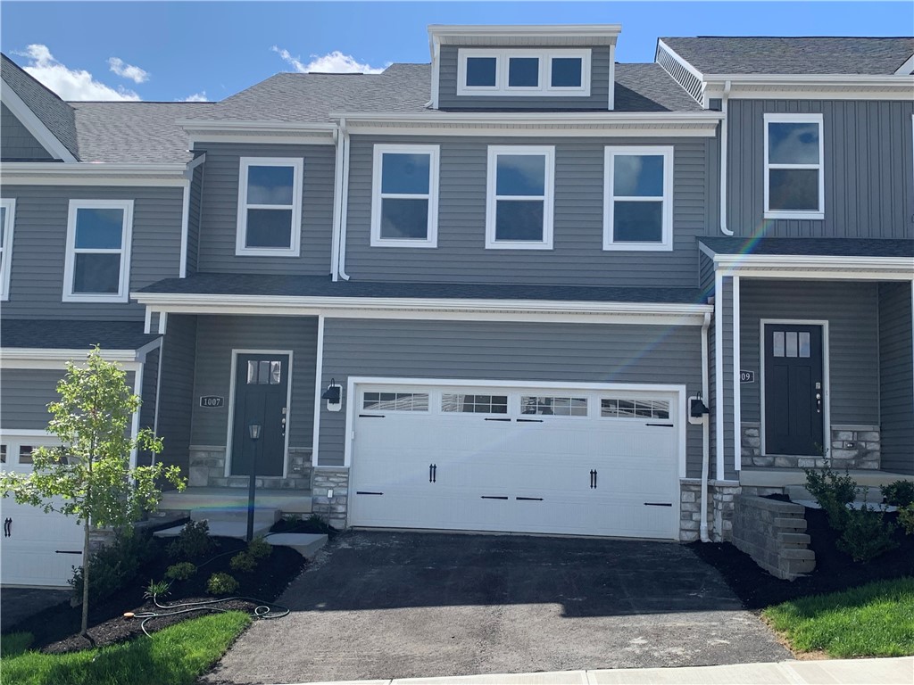 1007 Madisyn Lane — photo