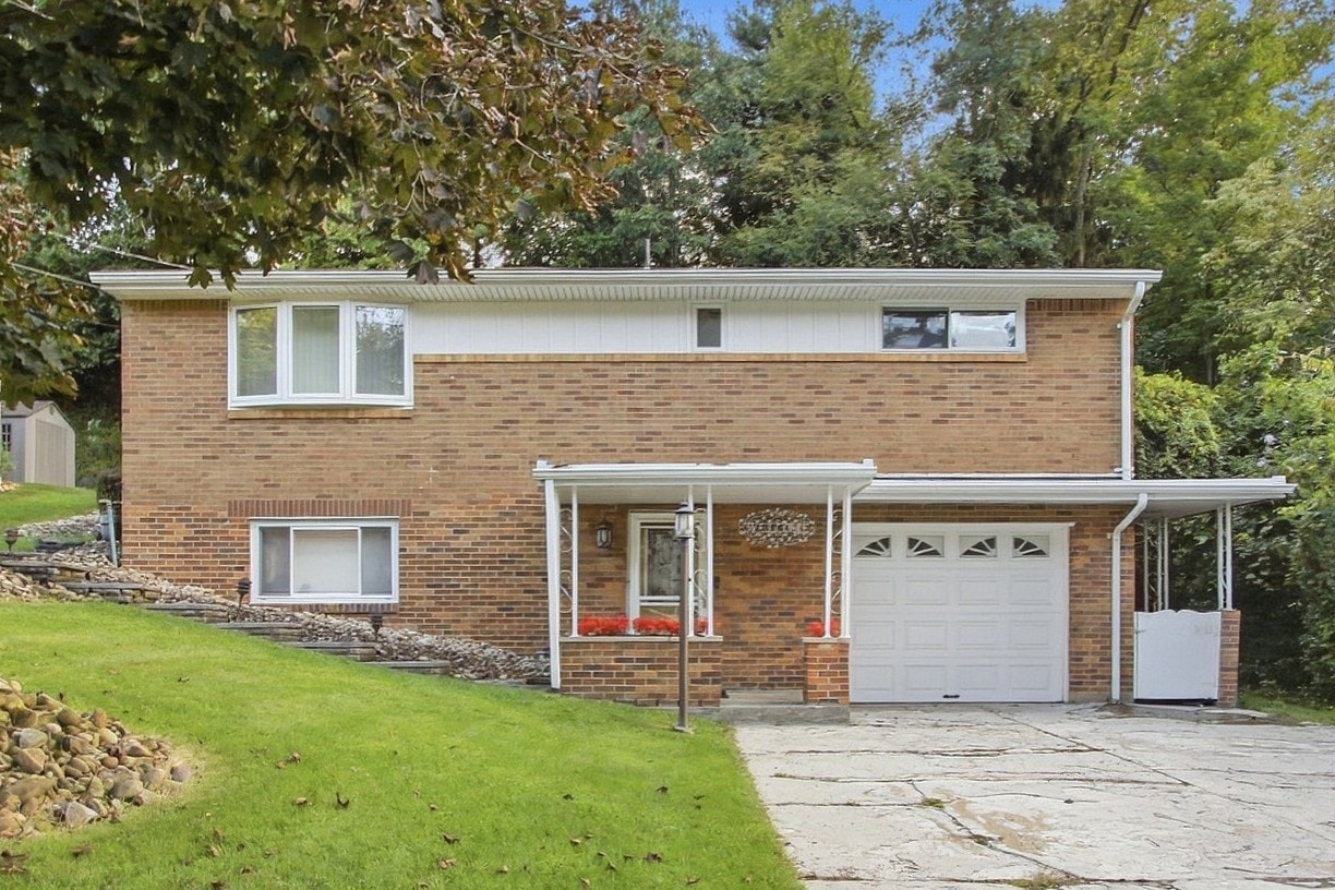 112 Cool Springs Road — photo