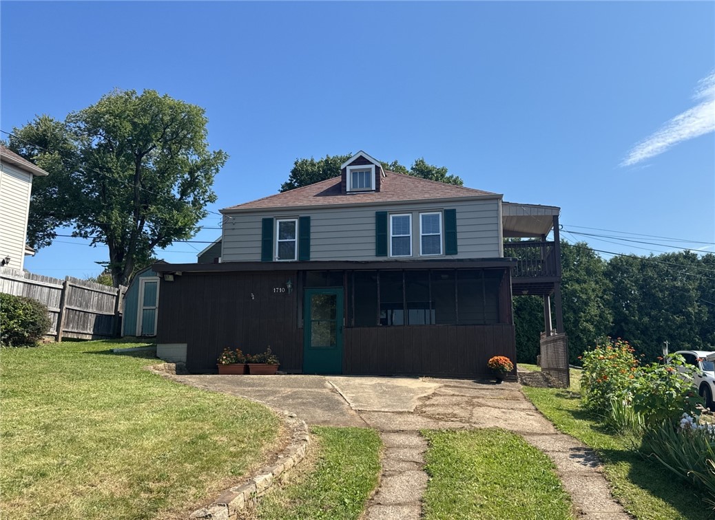1710 Raymond Ave — photo