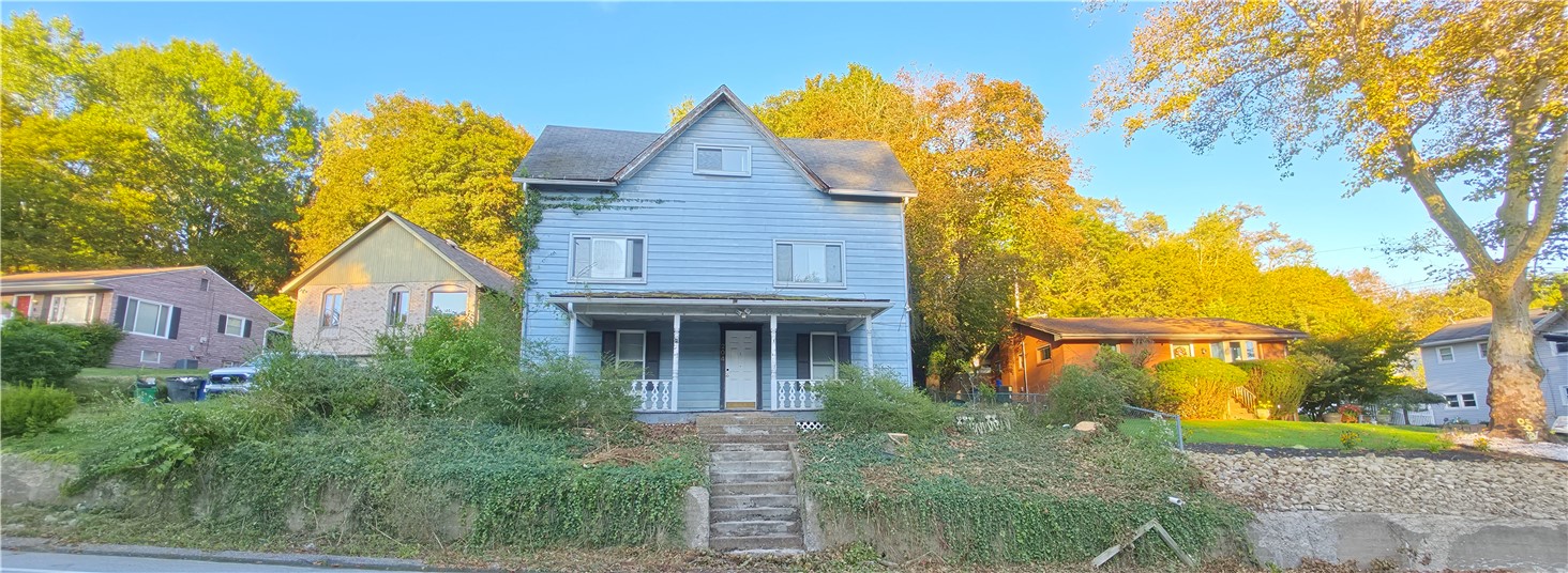 204 Churchill Rd — photo