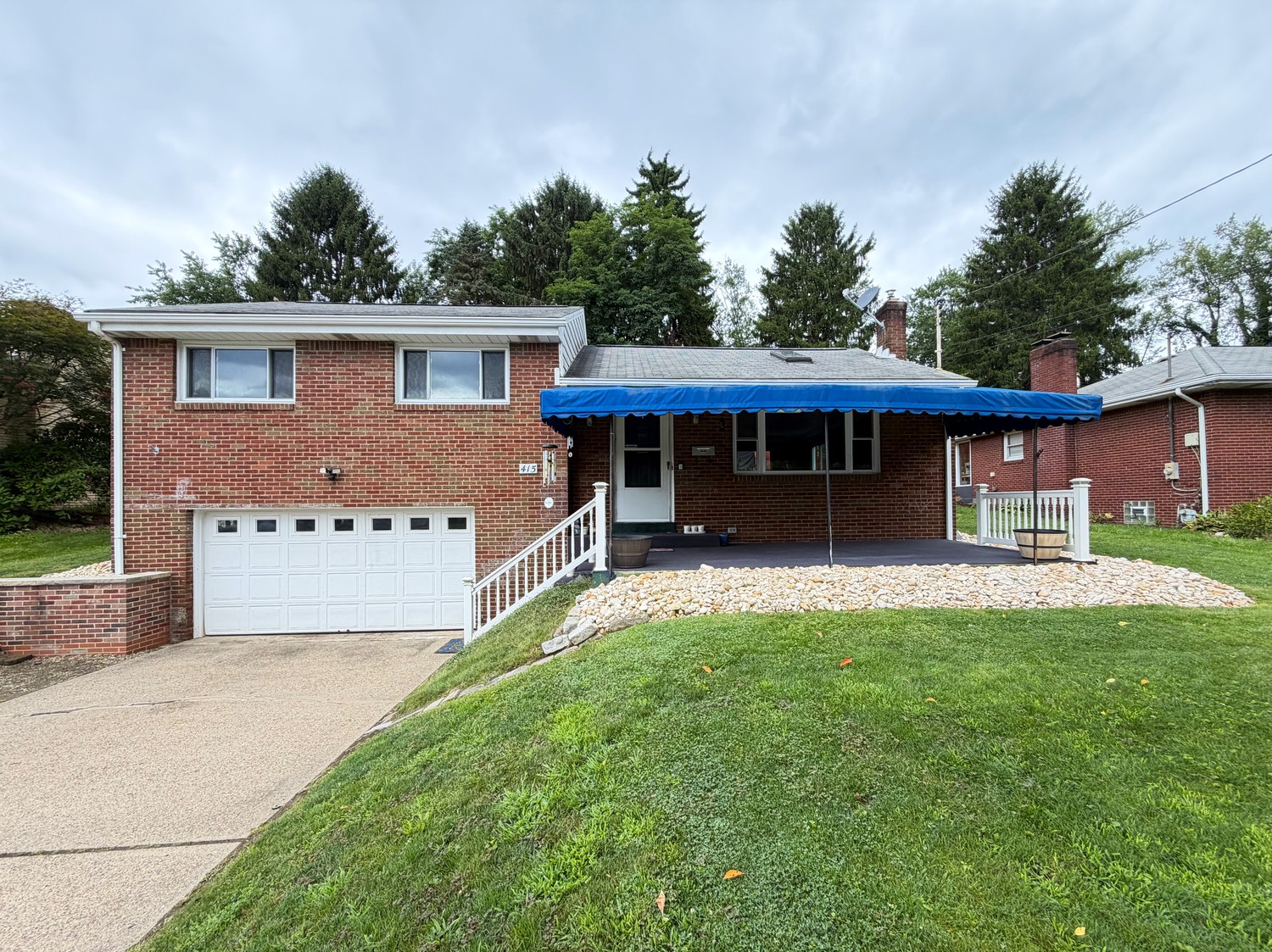 415 Colonial Drive — photo