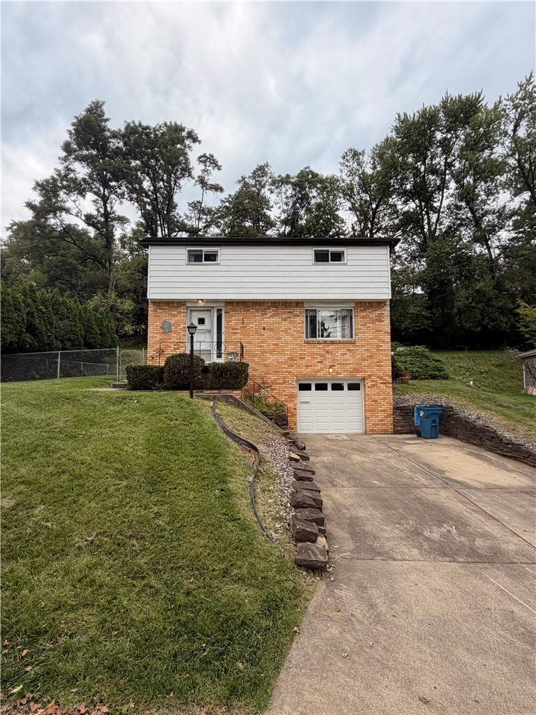 160 Yellowstone Dr — photo