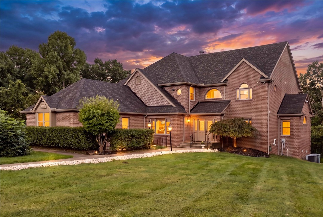544 Green Parrot Ln — photo