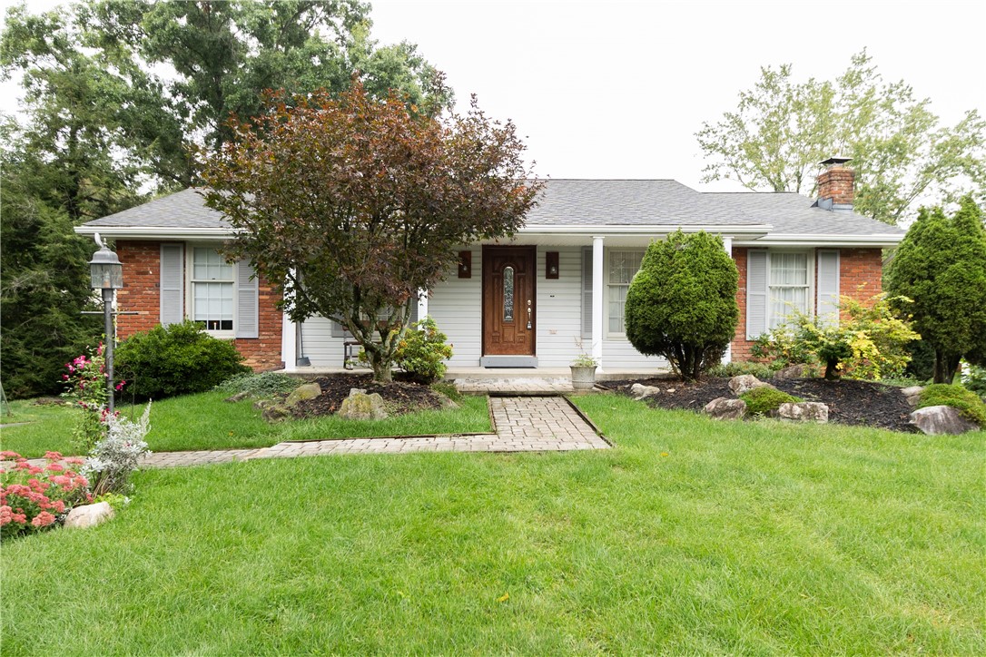 419 Oxford Dr — photo