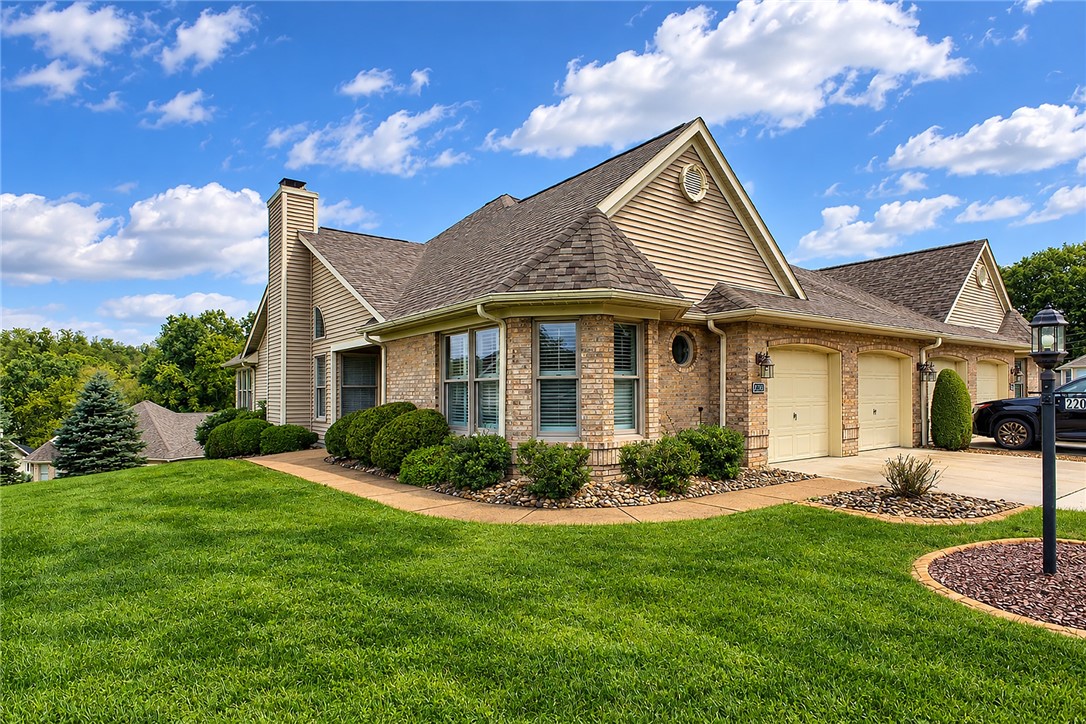 2203 Hunt Club Dr — photo