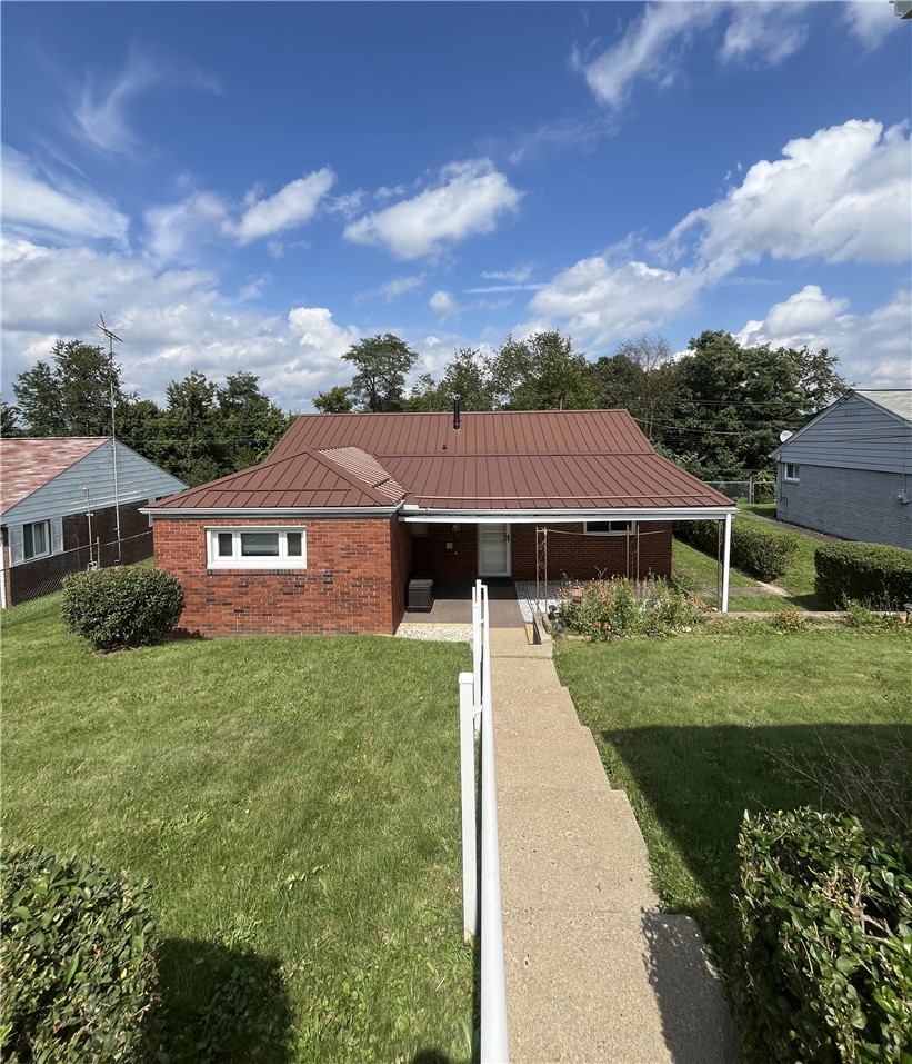 2451 Brodhead Rd — photo