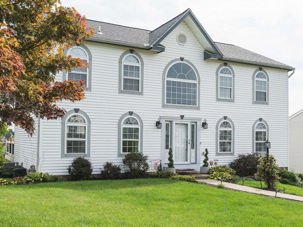 718 Woodbridge Drive — photo