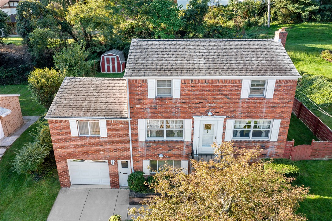 652 Fernhill Ave — photo
