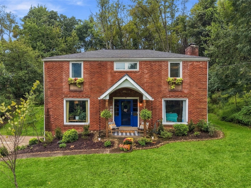 641 Ravencrest Road — photo
