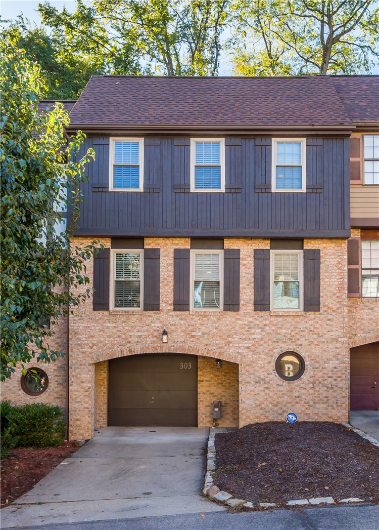 303 Sonnybrook Ct — photo