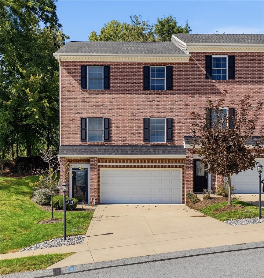 131 Lenox Dr — photo