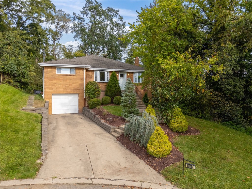 1808 Woodcove Pl — photo