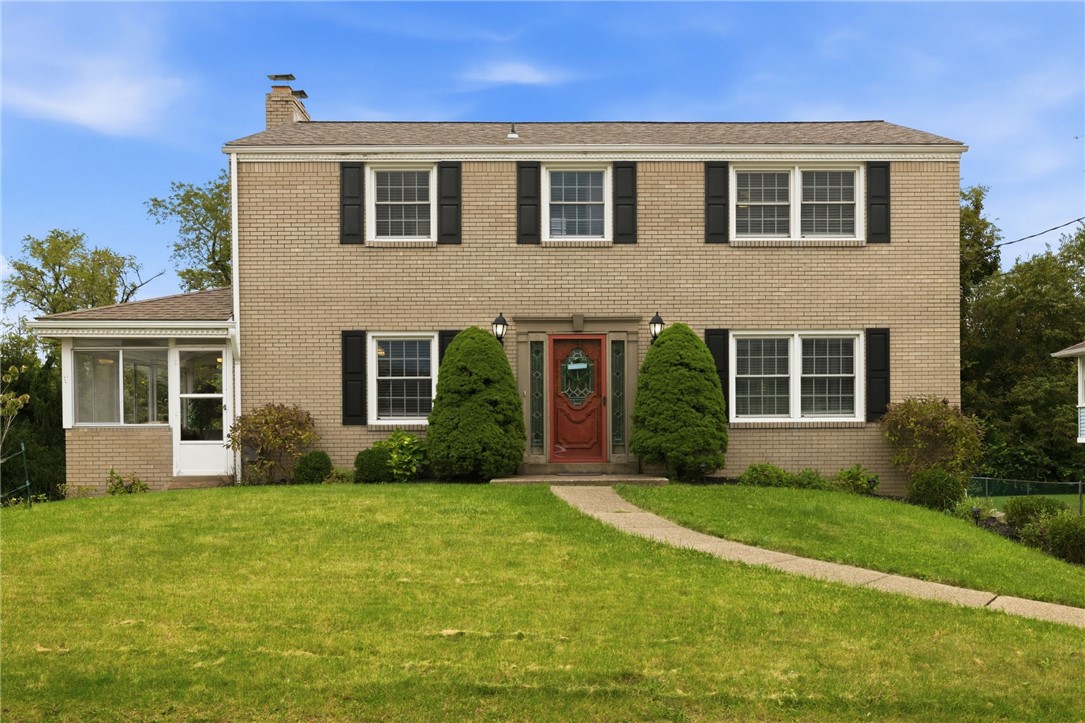 1105 Huston Dr — photo