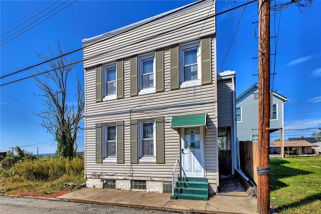 2405 Cronemeyer St — photo