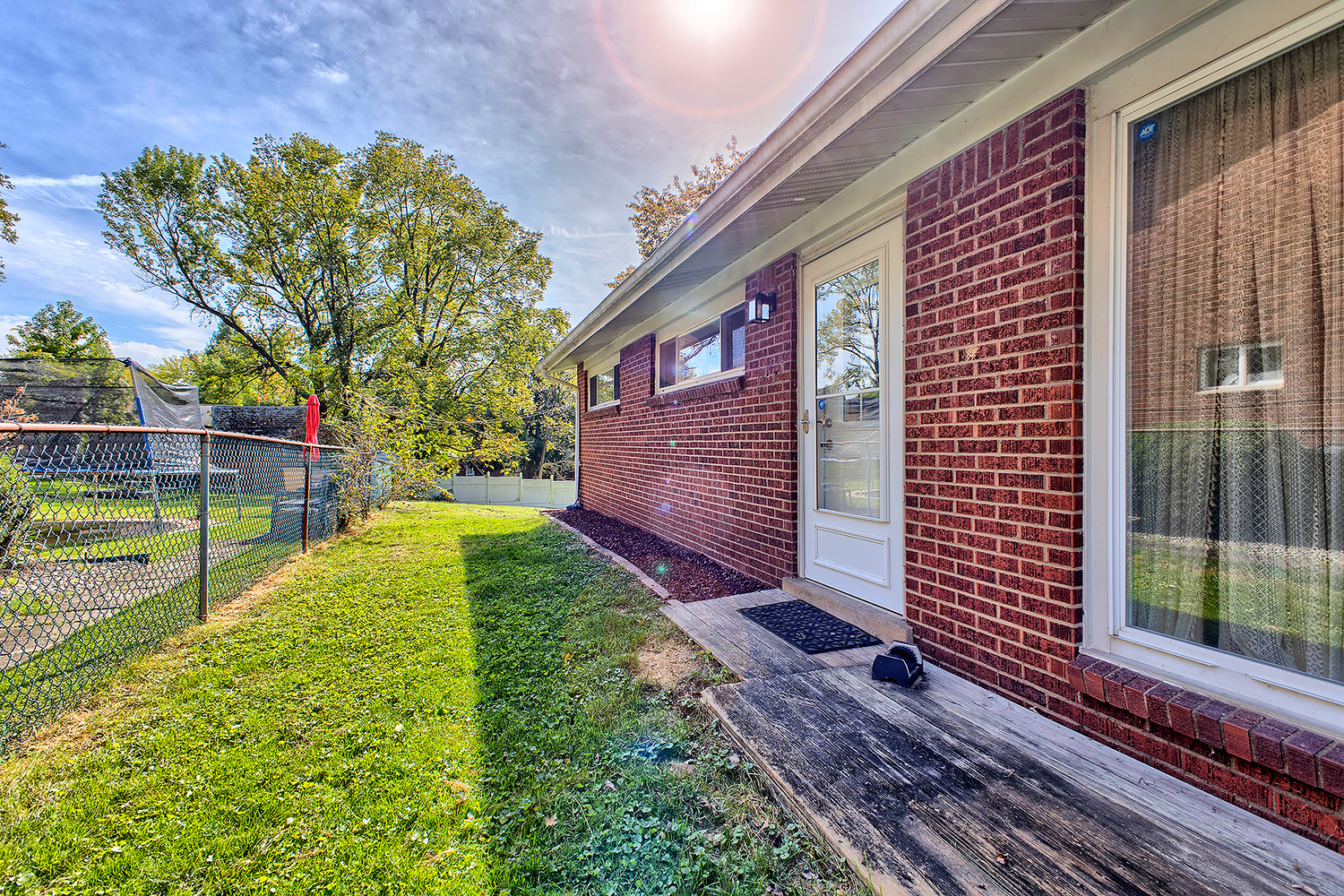 505 Garden City Dr — photo