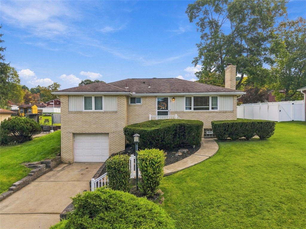 2812 Franklynn Dr — photo