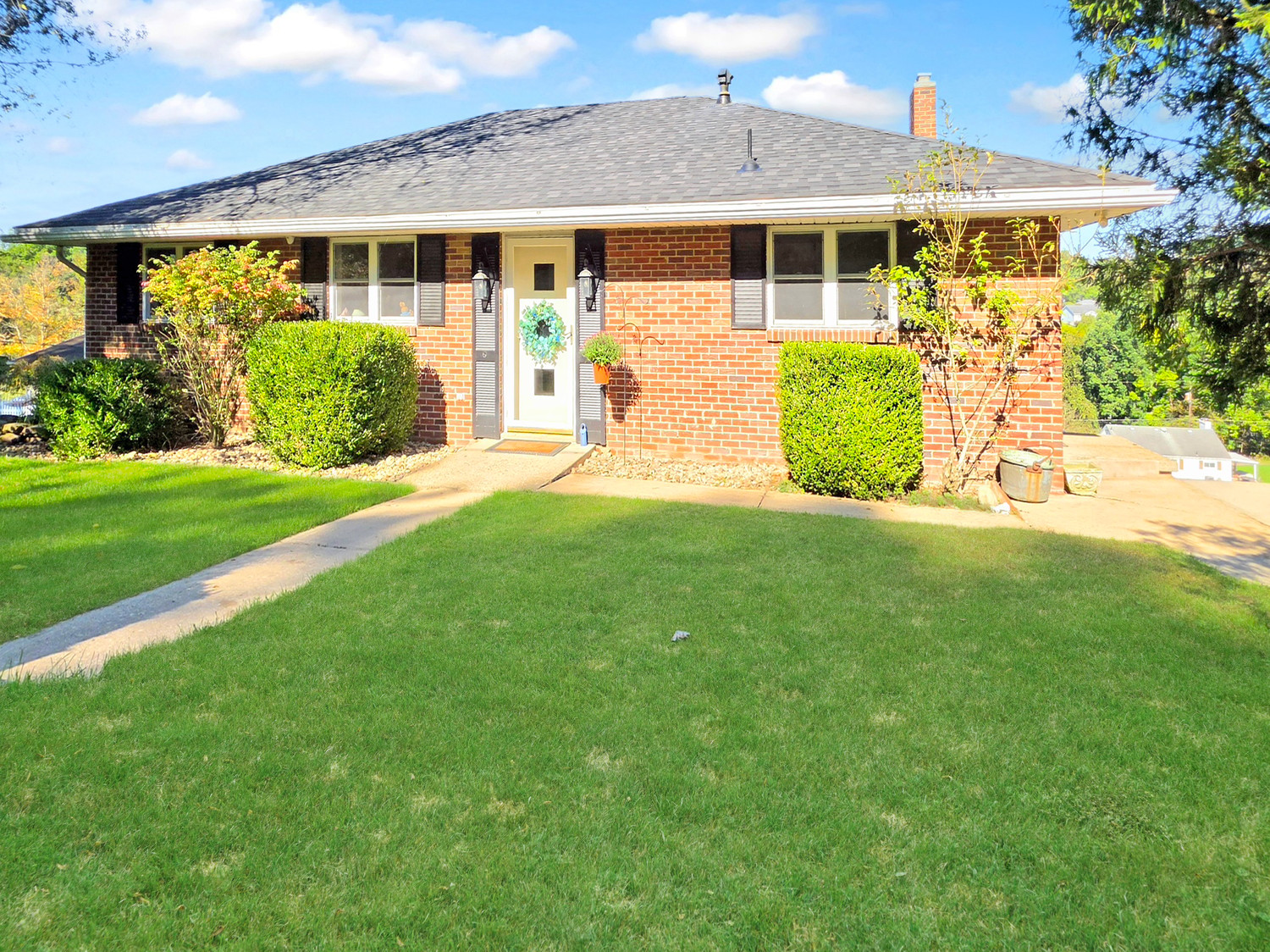 1345 Clifton Road — photo