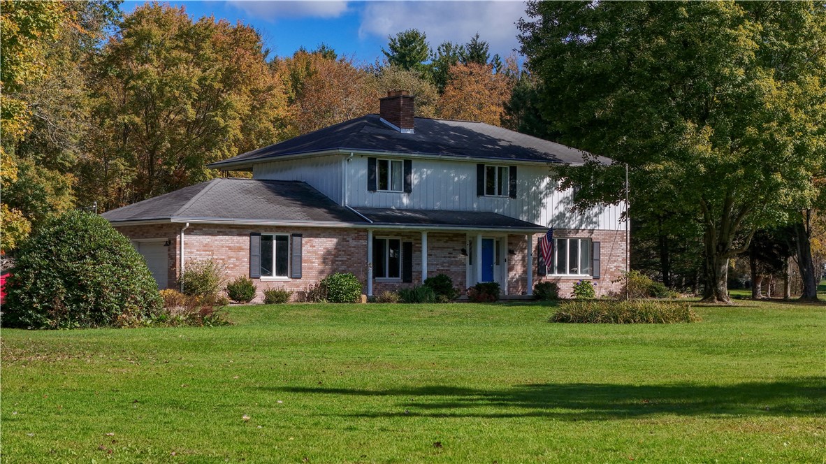 26 Country Club Rd. — photo