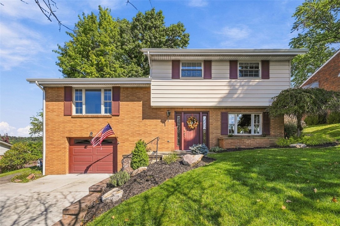 121 Oak Hill Dr — photo