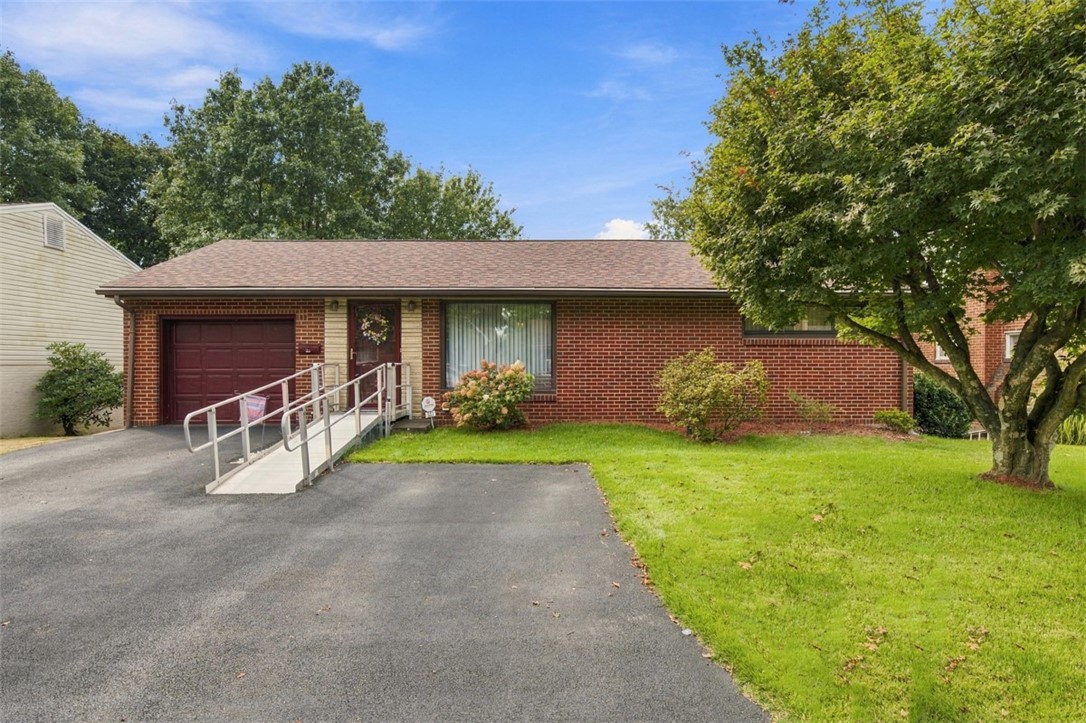 533 Longvue Drive — photo