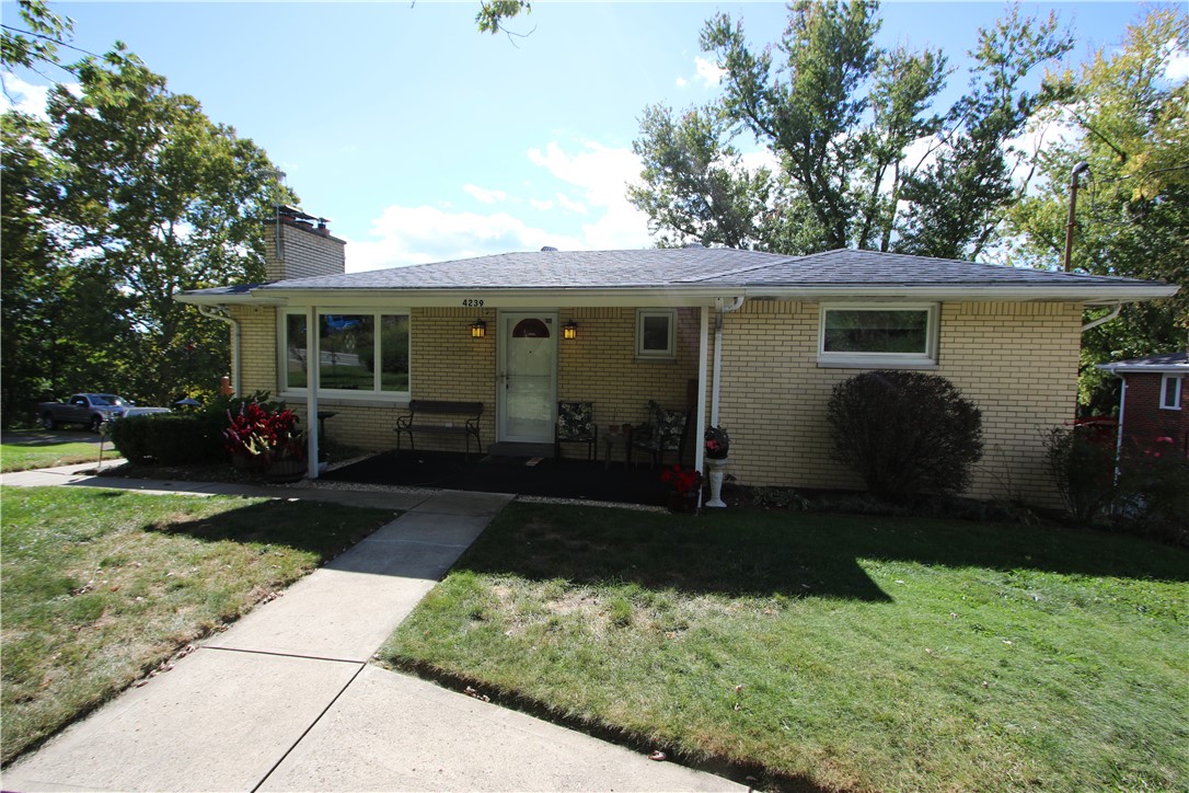 4239 Finleyville Elrama Road — photo