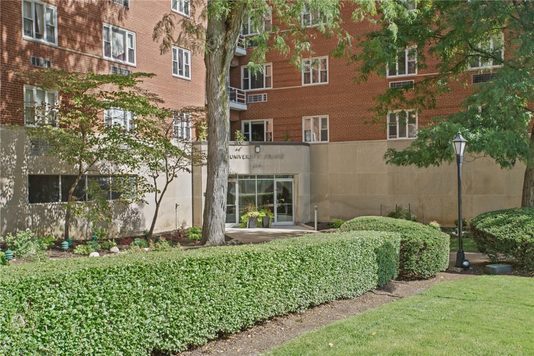 4601 Fifth 521 — photo
