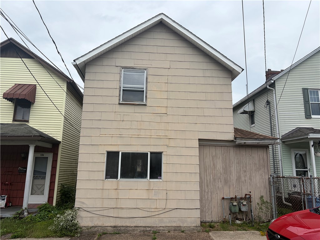 170 West Burrell Street — photo