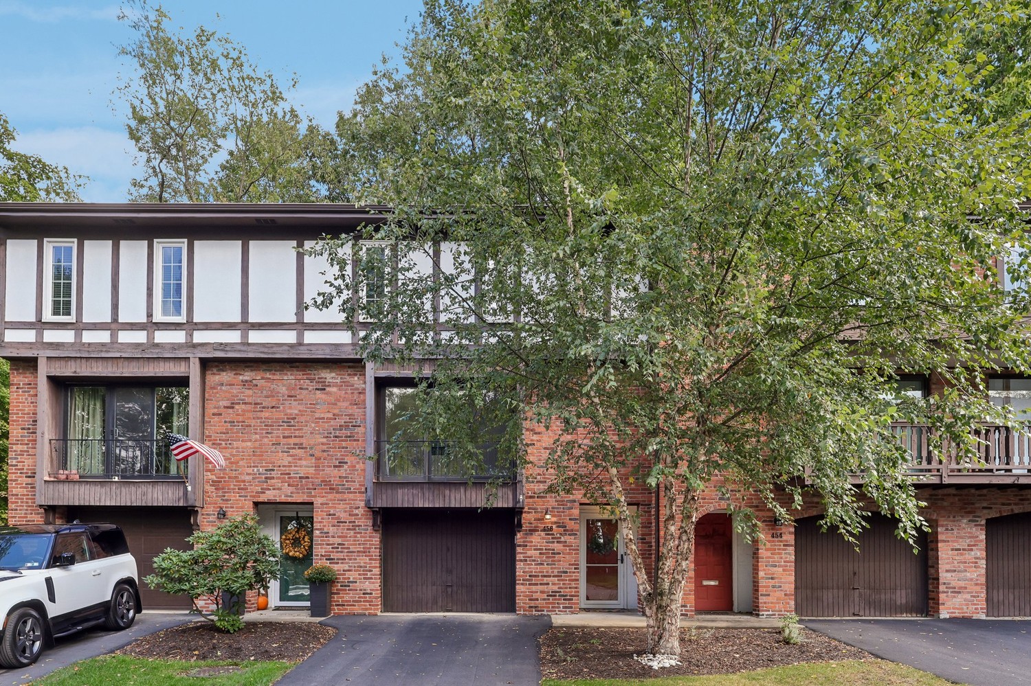456 Allenberry Drive — photo