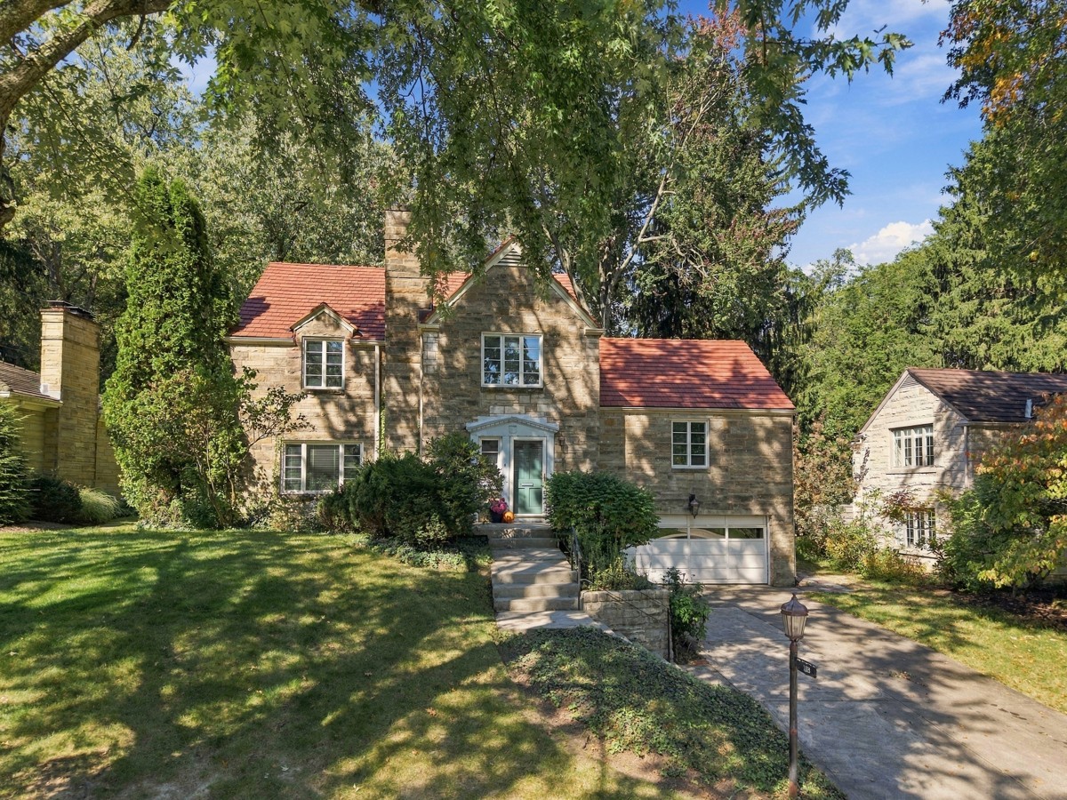 103 Woodland Drive — photo