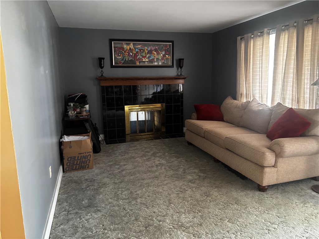 68 Redwood Ave — photo