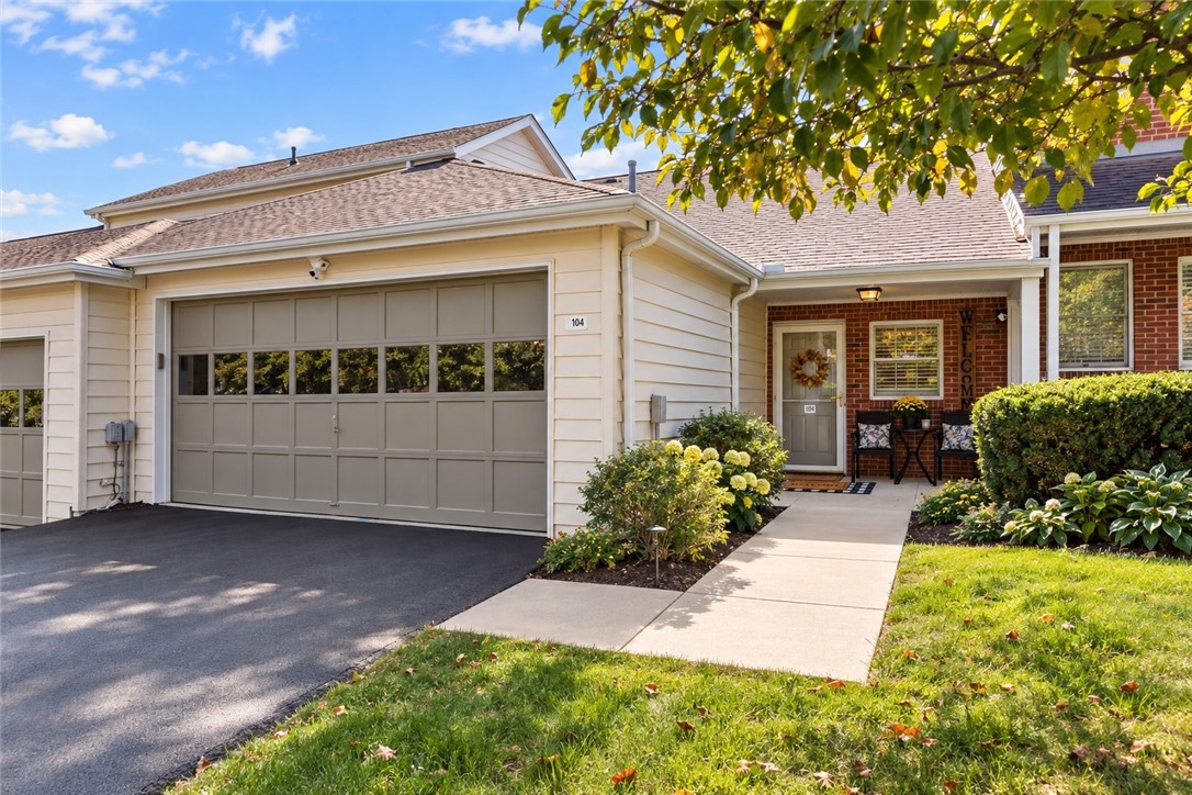 104 Boxwood Ct — photo