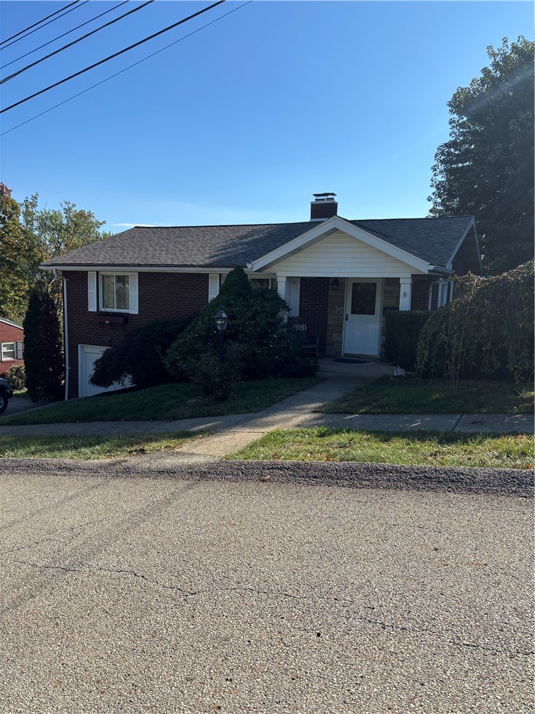 48 Mayflower Dr — photo