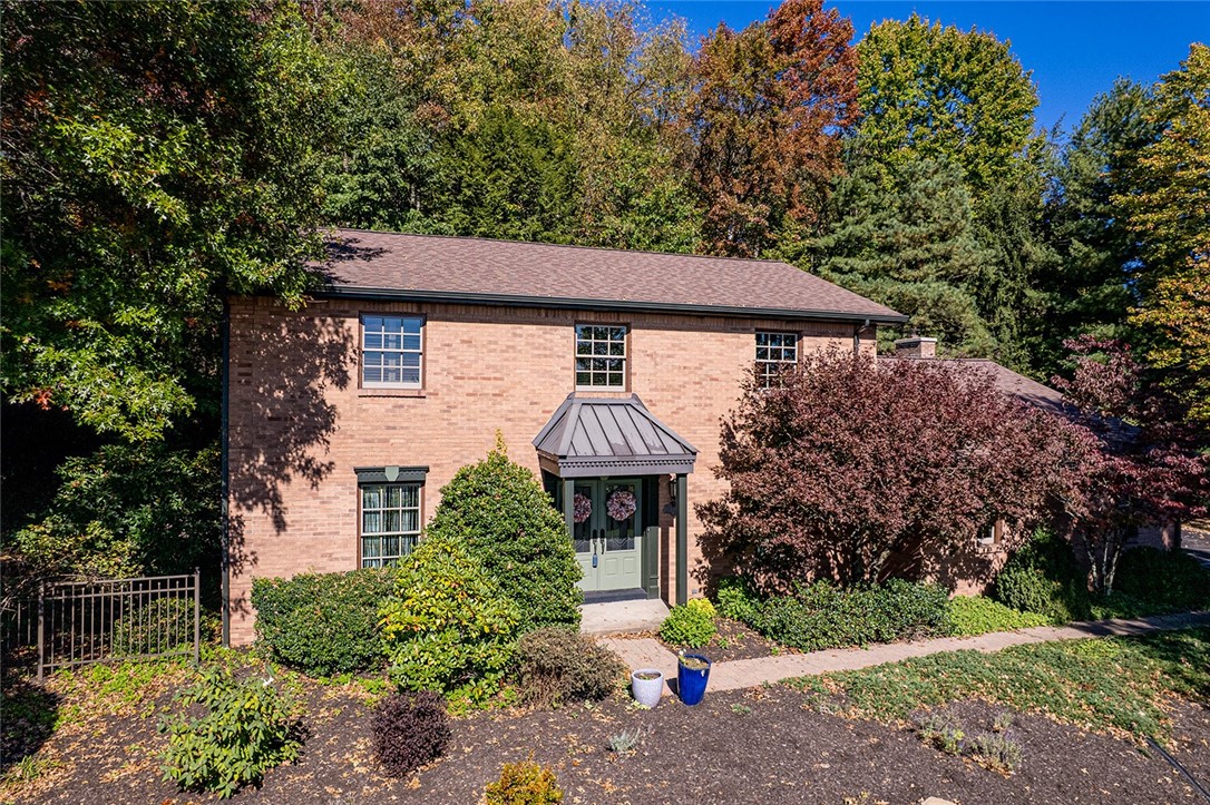 330 Elm Dr. — photo
