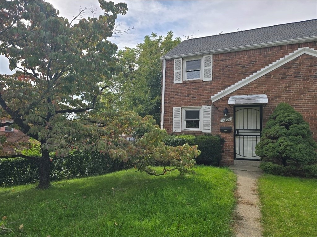 2405 Wenzell — photo