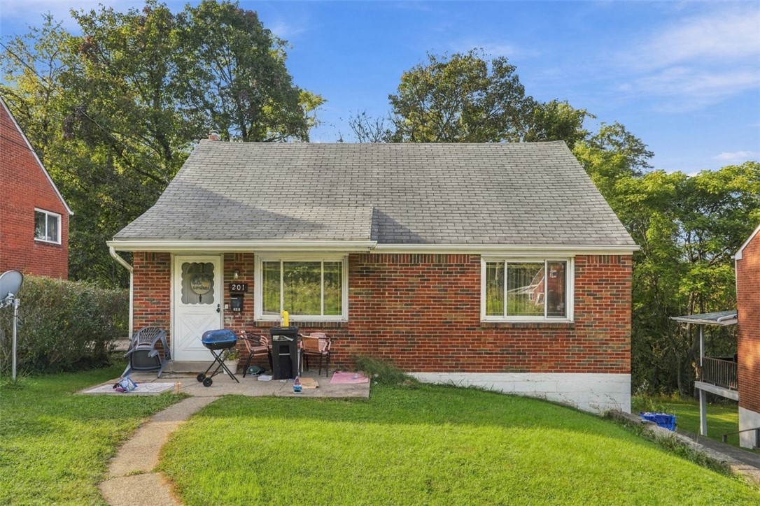201 Key Dr — photo