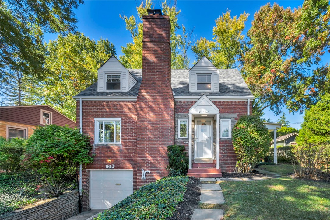 1512 Worcester — photo