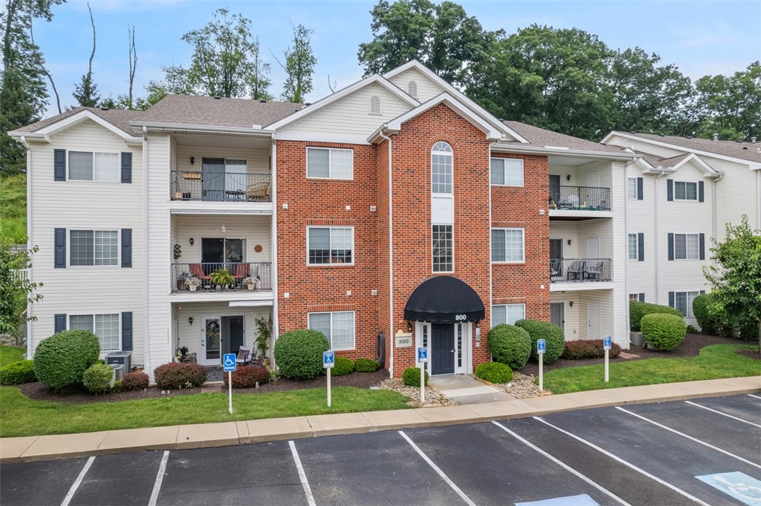800 Hidden Ridge Court Unit 203 — photo