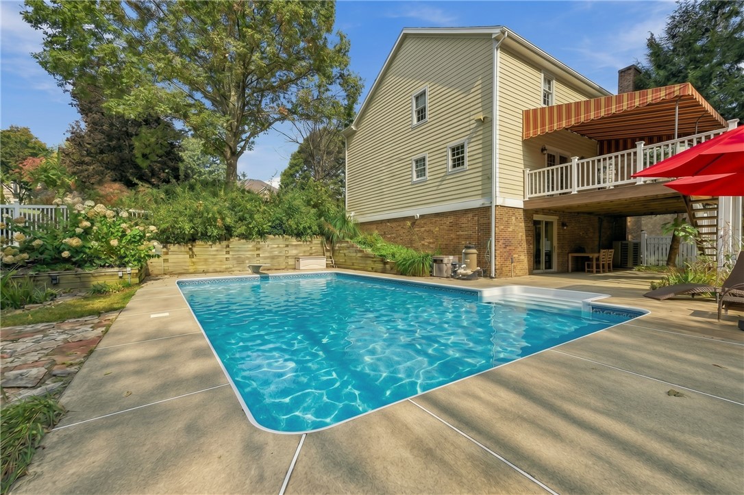 2448 Rihn Strasse, Hampton, PA 15044 — photo 3