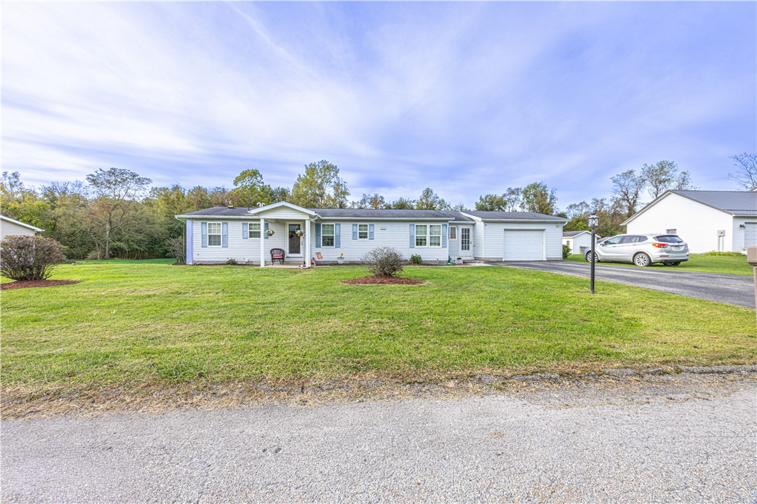 208 Florence Dr — photo