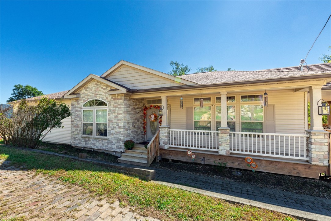 114 Limestone Hill Rd — photo