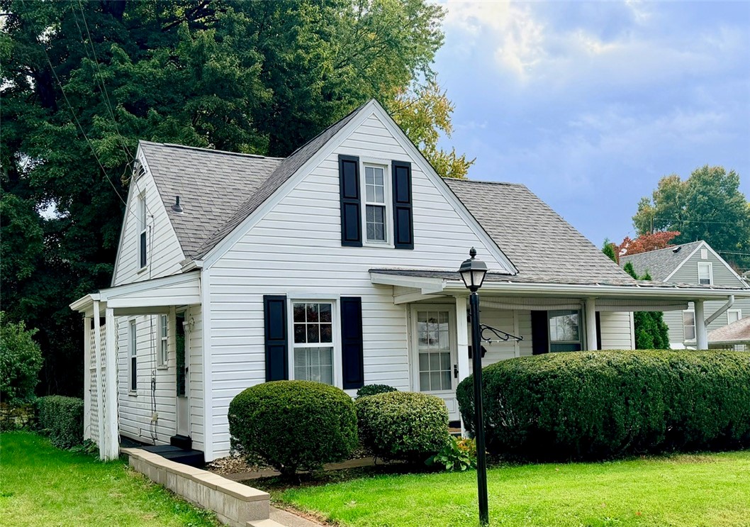 204 Seneca Dr — photo