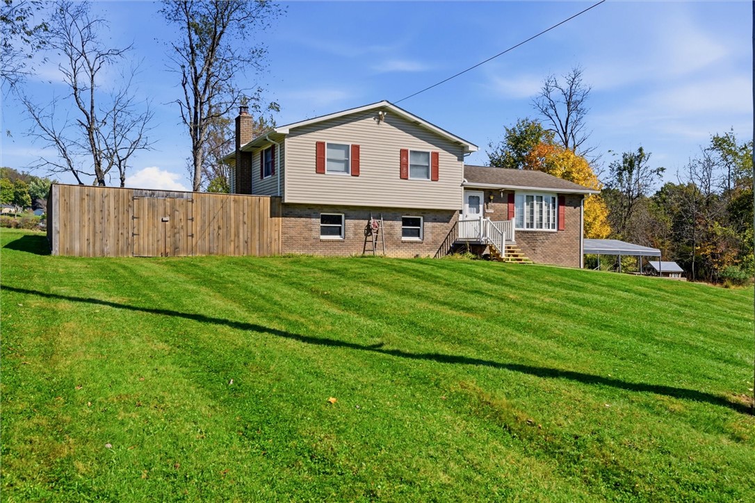501 Scanga Dr — photo